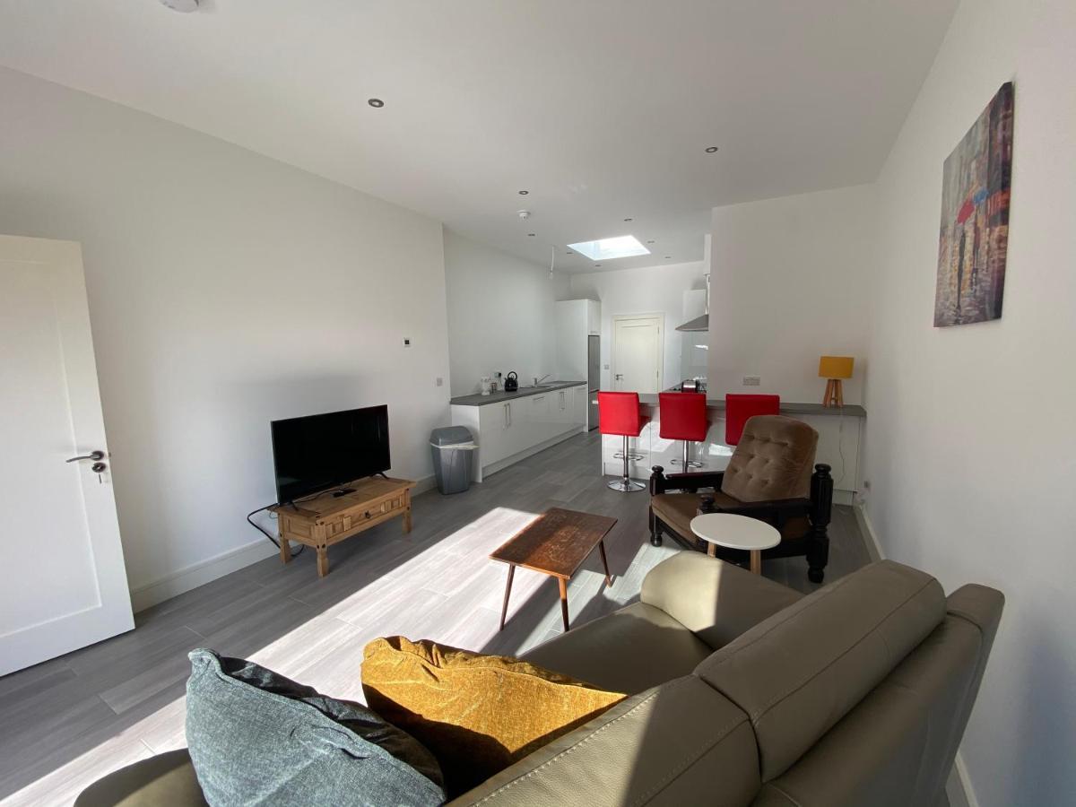 Apt 4 - Silver Spruce Apartment Киларни Екстериор снимка