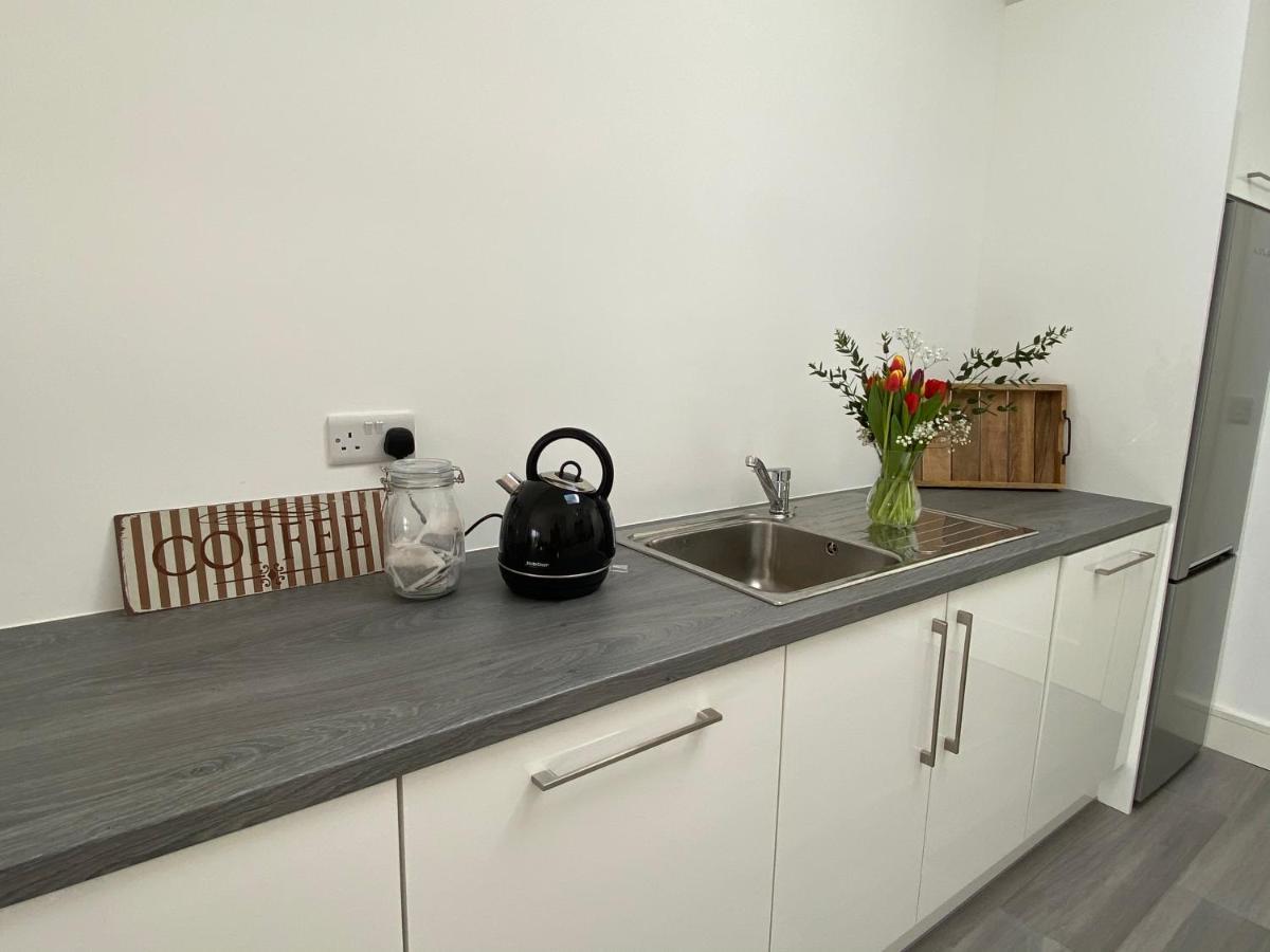 Apt 4 - Silver Spruce Apartment Киларни Екстериор снимка