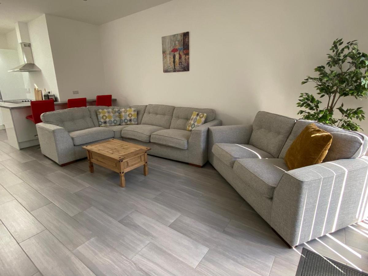 Apt 4 - Silver Spruce Apartment Киларни Екстериор снимка